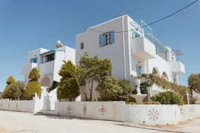 Sunset Getaway Aliki Paros - Image 4