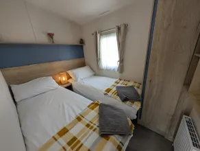 Seaside fun for all ages - 2BR dog friendly - Image 5