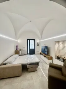 Leonardo Sicilian Casa 2 - Image 5