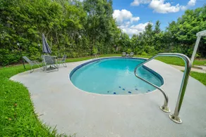 Relaxing, Cozy 3BR Pool Home with King Suite! - Image 2