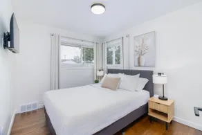 Modern Comfort |3BDR | Near DTW & Downtown Detroit - Image 3