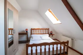 Country cottage, wifi, 12 people, free parking - Image 3