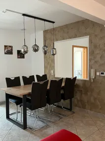 Modern 90 m² Apartment & Outdoor seating area - Image 4