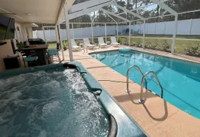 Private Spa *Heated Pool* & Firepit Near Manatees! - Image 3