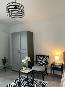 Elegant and modern flat - Image 2