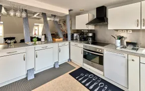 Characterful, charming apartment - Image 3