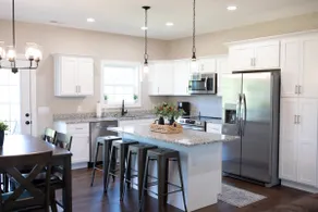 Stylish 3BR Near Sports Park + BluOval w/ WiFi +AC - Image 2