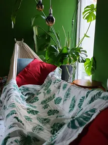 J's Sweet Room - Image 3