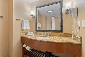 Hotel Suite Near NYC w/ Queen bed + Sofa Bed - Image 3