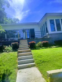 ”Deja Blue” Lakeview Villa w Luxury Master BR Views - Image 3