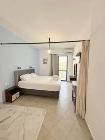 2 bedroom apartment - Image 3
