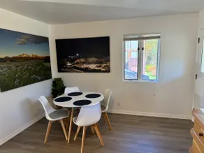 Art Gallery Home close to downtown and Baldy - Image 3