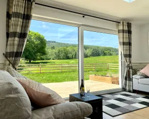 Ballyknocken Cottage - Image 3