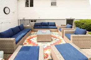 Cozy One Bedroom Private Unit - Prime Location! - Image 4