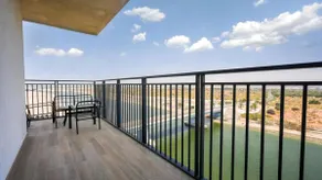 Family Escape 3BR plus Maids Elegant Yas Island907W4 - Image 4