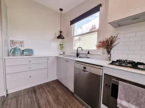 Blossom Cottage ~ Town Centre | Argyle St - Image 4