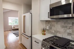 Charming 4 bed 3 bath home with large yard + more! - Image 4