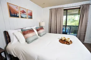 Mountain View’s, pet friendly, patio sunrises - Image 4