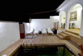 El León Accommodation - Image 5