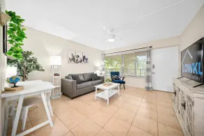 Welcoming Apartment | 2 Beds | Kitchen | Sofa bed - Image 2