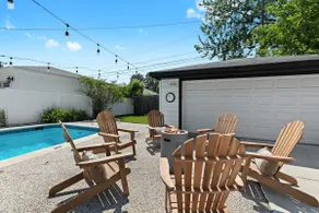 Heated Pool|Firepit|Walk to Parks + Eats - Image 4