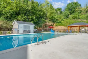 Pool is Open! New, #1 Location, Mt Views, Arcade - Image 3