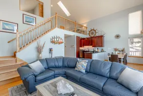 Beachfront Retreat in Manchester, 3 Bed/4 Bath - Image 4