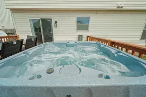 Escape 3BR w/ Hot Tub and BBQ - Image 2