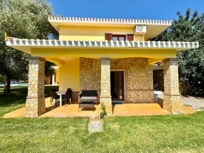 Villa With Pool - Image 4