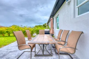 Group Waterfront Getaway | 9 Beds | Sleeps 14 - Image 4