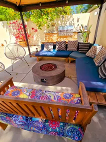 Cozy Private Mini Suite Retreat - Image 2