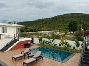 2 BR Villa with Scenic Hill Views & Pool (1/2) - Image 2