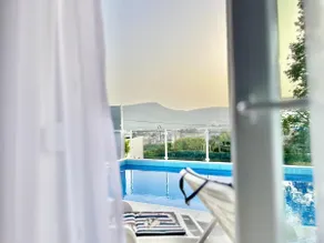 Villa Sunrise with private pool and views - Image 3