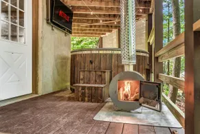 Cozy Chalet by Lake Wallenpaupack w/ HotTub - Image 4
