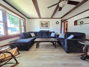 Riverside House - Image 2