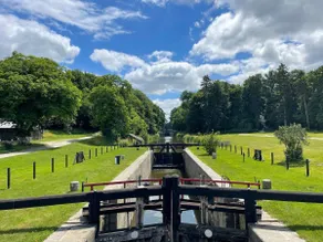 House of the 11 Locks - View of the Ille-et-Rance Canal - Image 4