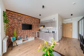 Close to the sea - air conditioning - parking - large bathroom - Image 2