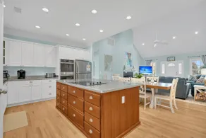 Pompano Pool House - Image 5