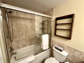 2 BR Spacious Ground Level Suite - Image 5