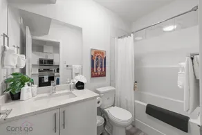 The Den, Centrally Located Suite, King Bed, WiFi! - Image 5