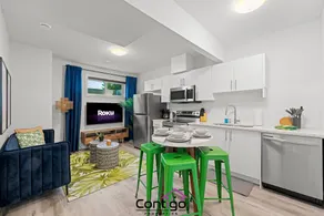 The Den, Centrally Located Suite, King Bed, WiFi! - Image 3