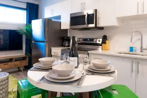 The Den, Centrally Located Suite, King Bed, WiFi! - Image 4