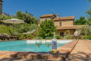Escape to Umbria, a quiet farmhouse - Image 2