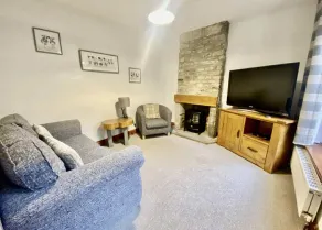 Historic, cosy cottage in town centre! - Image 3