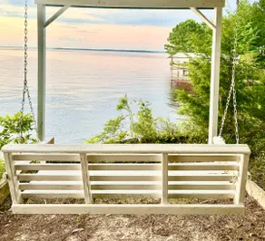 Stunning Lakeview Luxurious Lakehouse Retreat ! - Image 2