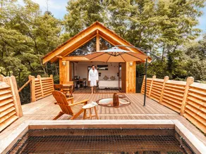 ”Céleste” cabin with hot tub - Image 2