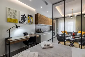 La Casa Luxury Apartment - Image 4