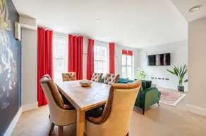 Spitafield’s Best Town house - Image 4