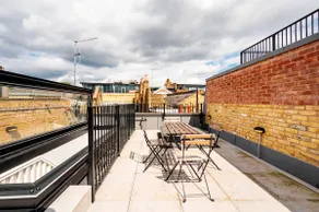Spitafield’s Best Town house - Image 3