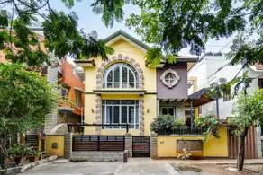 Waterfall Manor Luxury Villa - Image 4